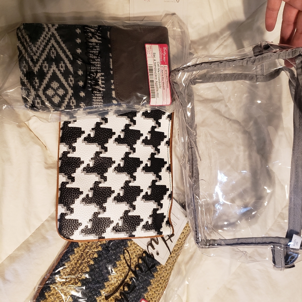 Thirty-One wristlets